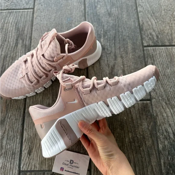 Brand New Nike Free Metcon 5 Women's Workout Shoes “Pink Oxford” - Picture 10 of 12